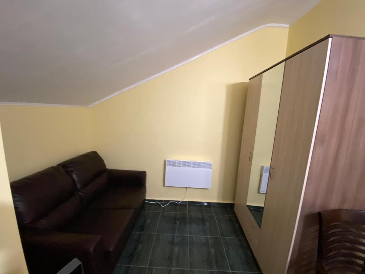Lucy Apartament Apartment Burgas Bagian luar foto